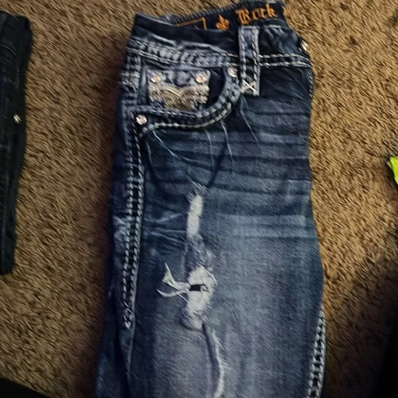 Rock Revivals 25 Easy Skinny Karah - Picture 2 of 8